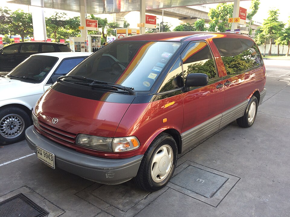 Toyota PREVIA I