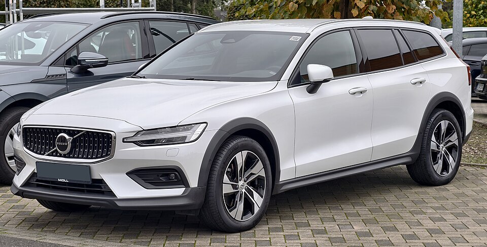 Volvo V60 II (SPA)